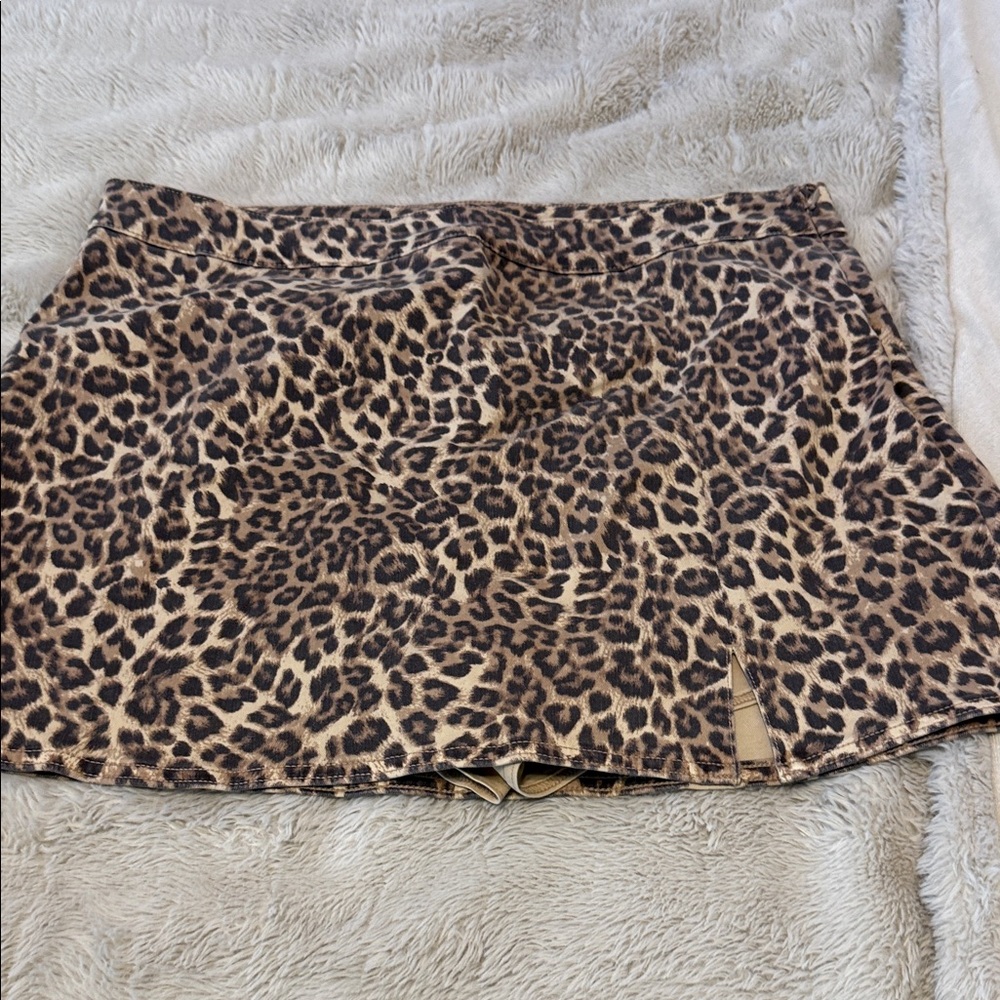 American Eagle Outfitters Leopard Print Mini Skirt